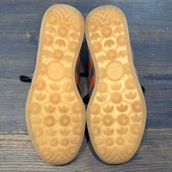 Adidas Gazelle Indoor (colors: Legend Ink / Preloved Ruby / Wonder White) - Picture 4 of 14